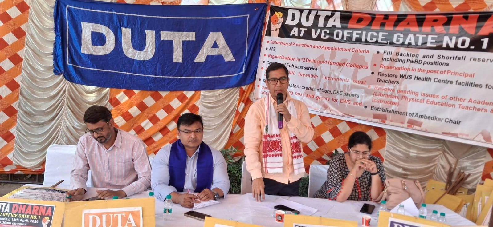 DUTA DHARNA AT VC OFFICE, GATE NO. 1